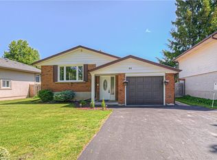 86 Queenston Dr, Kitchener, ON N2B2V1