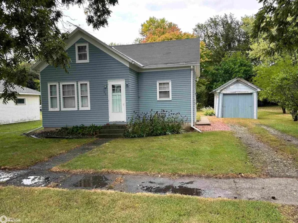 106 W Train St, Dows, IA 50071