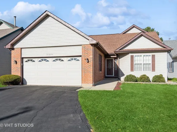 21044 W Hazelnut Ln, Plainfield, IL 60544