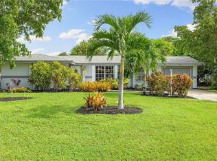 28 Maui Cir #28, Naples, FL 34112