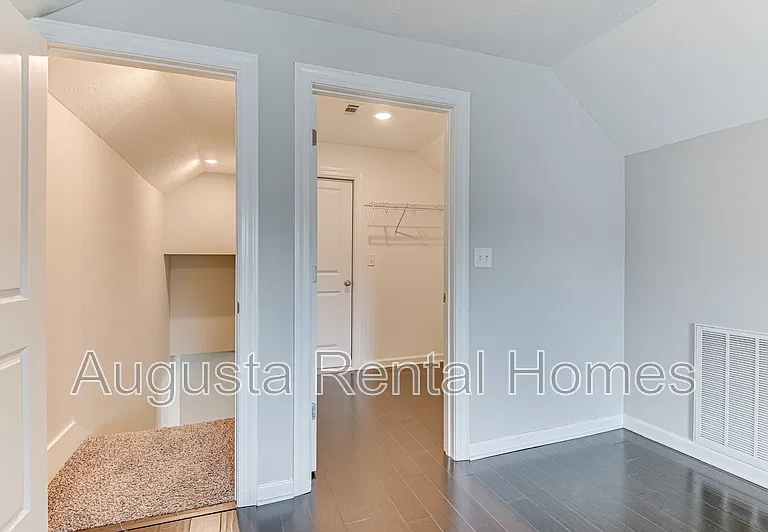 5107 Heathbrook Dr — Photo 30