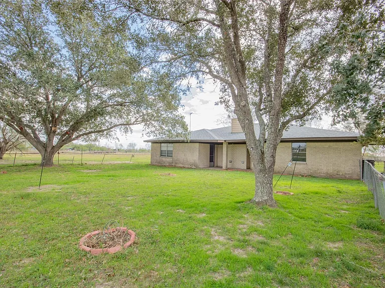 12617 FM 1887 Rd — Photo 25
