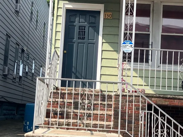 132 W 19th St #4, Bayonne, NJ 07002