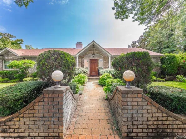 899 Green Place, Woodmere, NY 11598