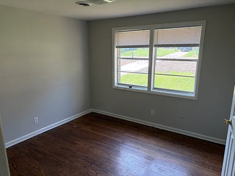 333 Ovanta Rd — Photo 8