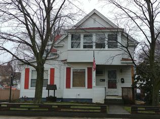 123 4th St, Leominster, MA 01453