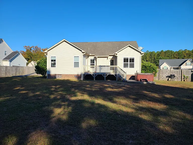 142 Candlewood Dr — Photo 23