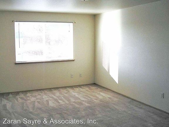 4th image of 3402 C Ct SE #A