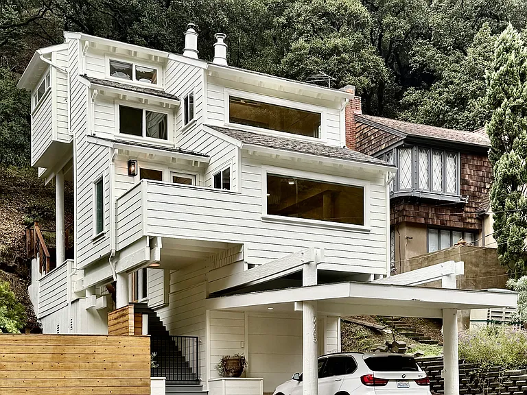 7765 Claremont Ave — Photo 1