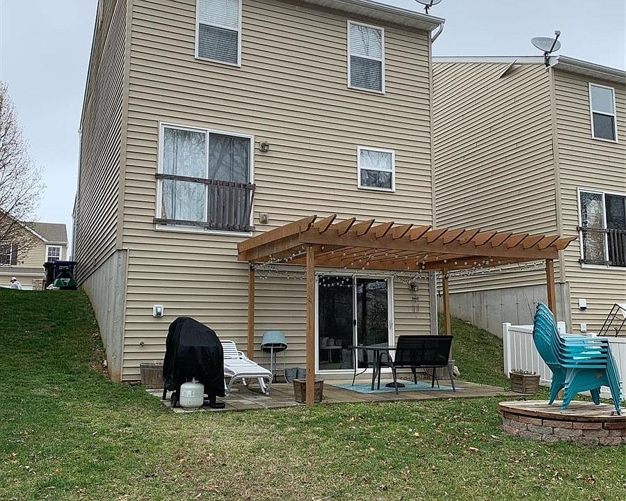 212 Cimarron Ridge Xing, Wentzville, MO 63385 Zillow