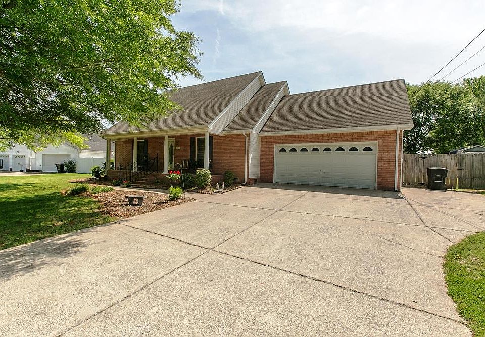 1st image of 1307 Dann Dr