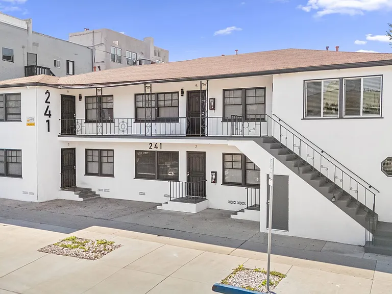 241 Bonito Avenue — Photo 2
