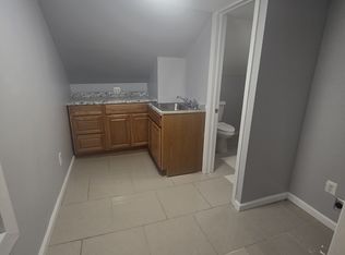 42 Crawford St #C3, Newark, NJ 07102