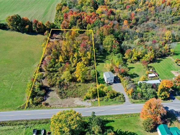 3389 Bishop Hill Rd, Skaneateles, NY 13152