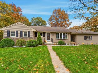 160 Shirley Dr, Cumberland, RI 02864