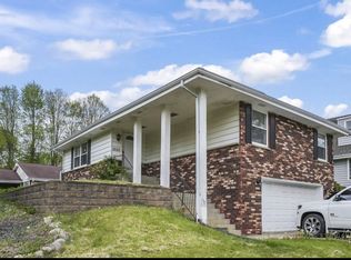 1050 S Grandview Blvd, Waukesha, WI 53188