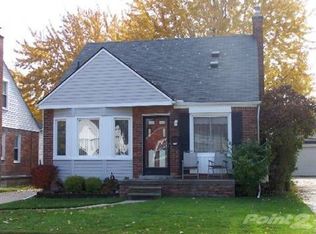 21124 Sunnydale St, Saint Clair Shores, MI 48081