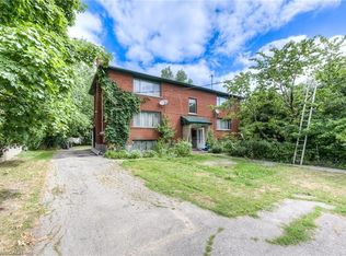 126 Clive Rd, Kitchener, ON N2H3N6