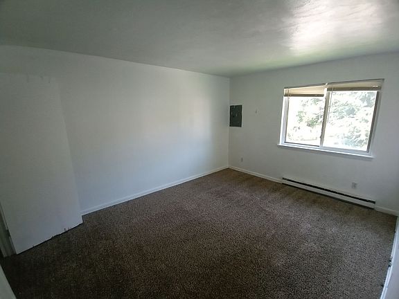 4th image of 1801 Bower St #B2