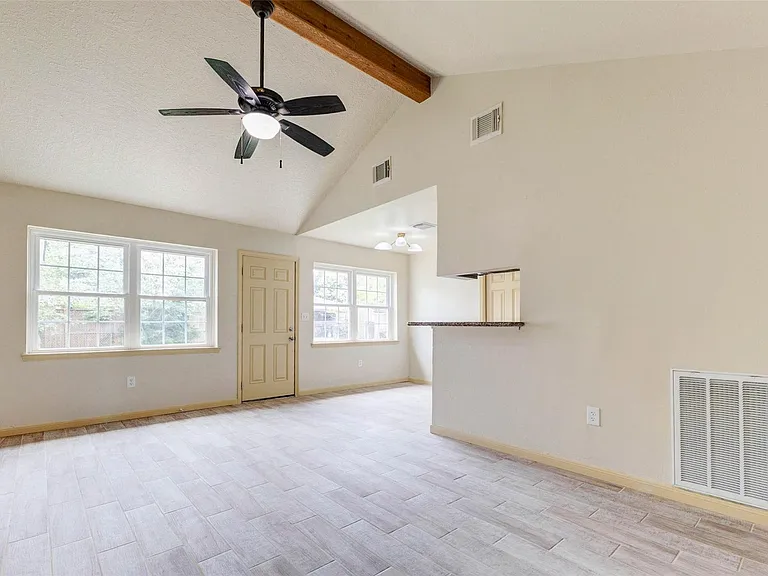 5319 Ridgestone St — Photo 5