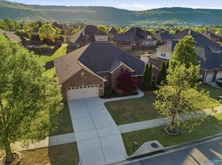7320 Sanctuary Cove Dr SE, Owens Cross Roads, AL 35763