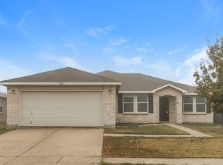 321 Daisy Ln, Burleson, TX 76028