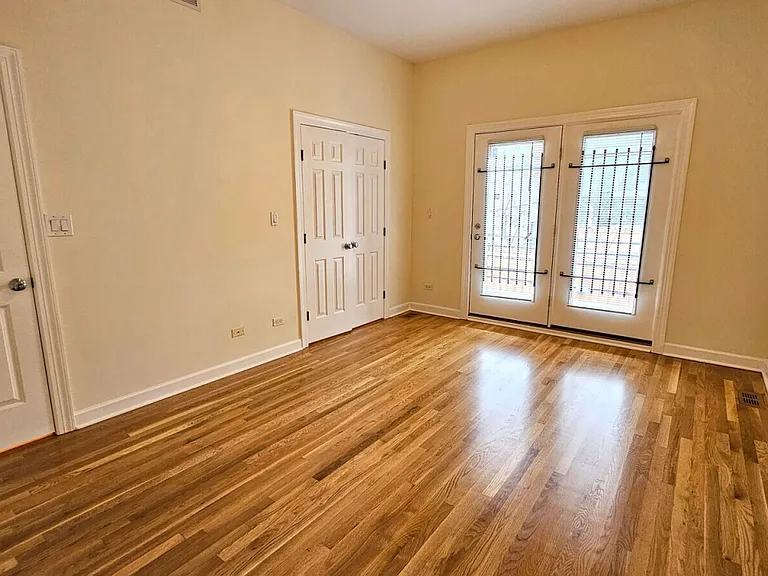 508 N Hartland Ct #2S — Photo 4