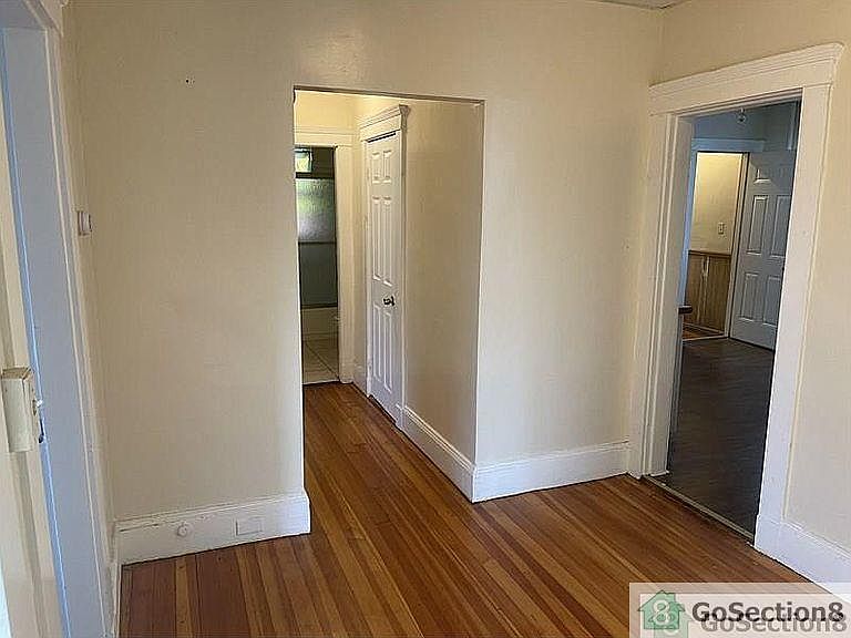 2nd image of 800 Washington St #2F