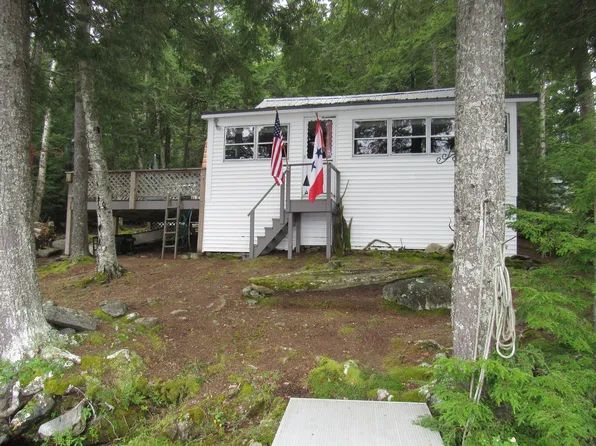 184 Holbrook Road, Holden, ME 04429