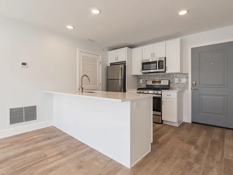 1616 N Bailey Street — Photo 7