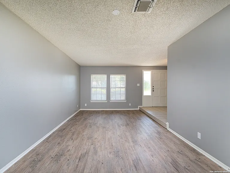 7414 Elderberry St — Photo 3