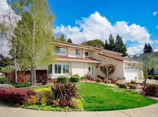 16590 Columbia Dr, Castro Valley, CA 94552