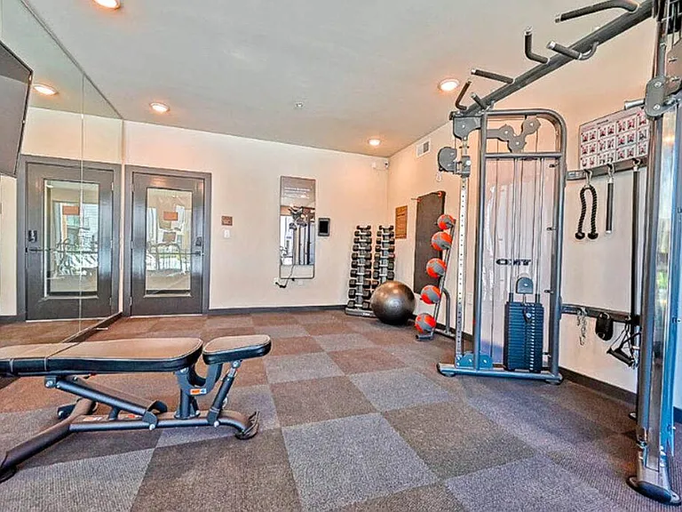 Cypress Lofts — Photo 18