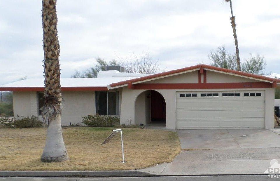 1st image of 43661 Tamarisk Dr