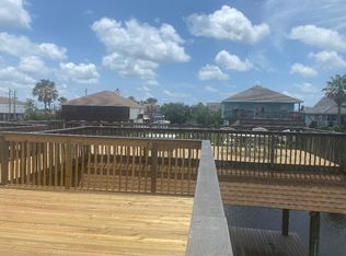 638A Warsaw St, Bayou Vista, TX 77563