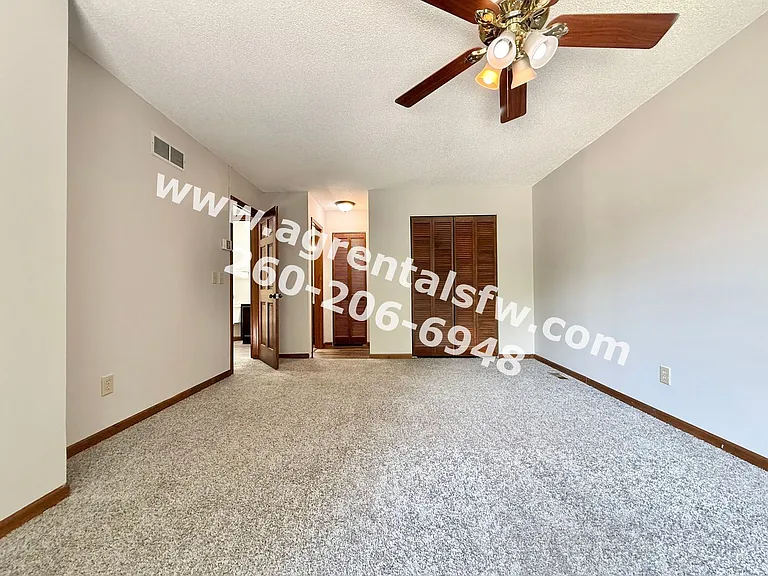 4221 Crofton Ct — Photo 15