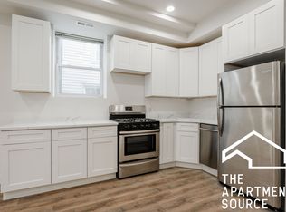 2112 N Campbell Ave, Chicago, IL 60647