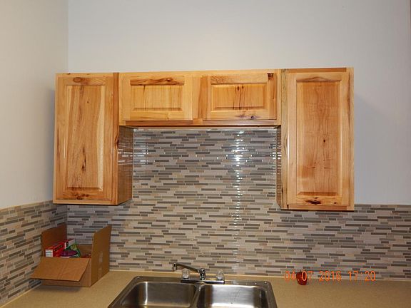 Upper kitchen cabinets
