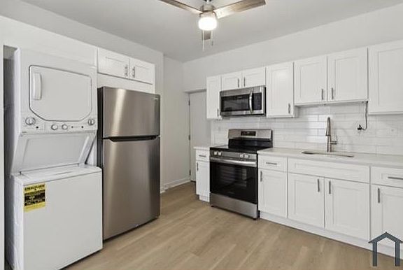2nd image of 5554 Lansdowne Ave Floor 2