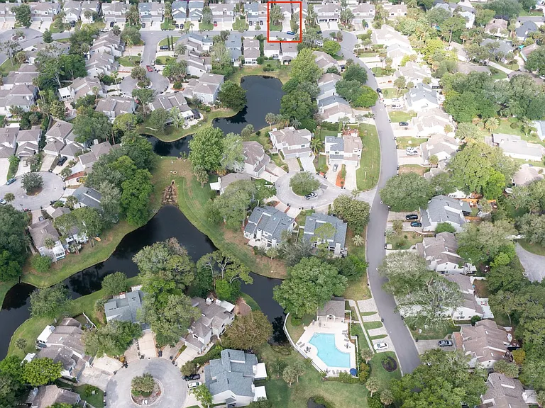 563 Selva Lakes Cir — Photo 24