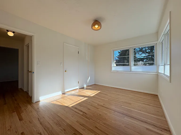 807-817 SE 29th Ave — Photo 13