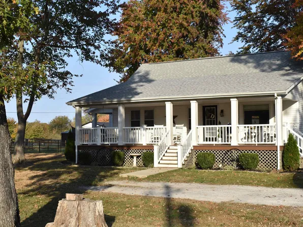 1198 Mount Moriah Rd, Benton, KY 42025