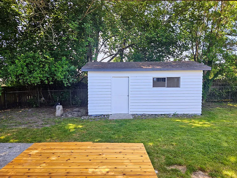 12227 SE 164th St — Photo 13