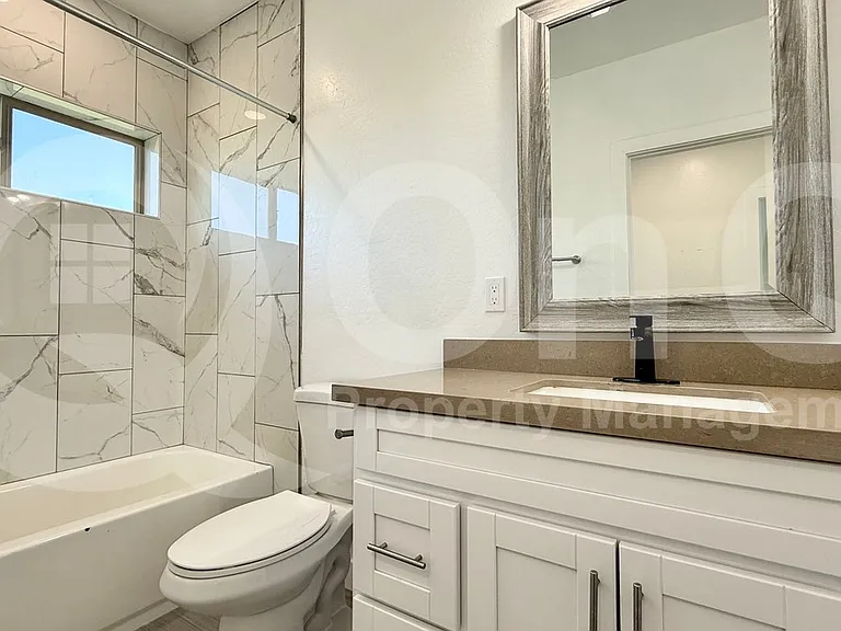 9160 N 67th Ave #226 — Photo 49