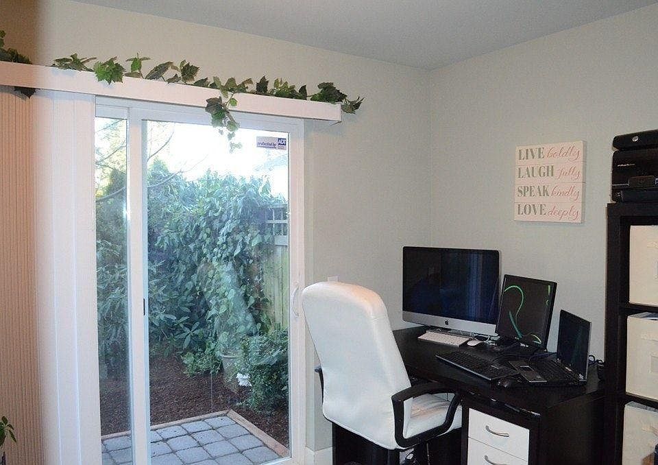 10309B Midvale Ave N, Seattle, WA 98133 Zillow