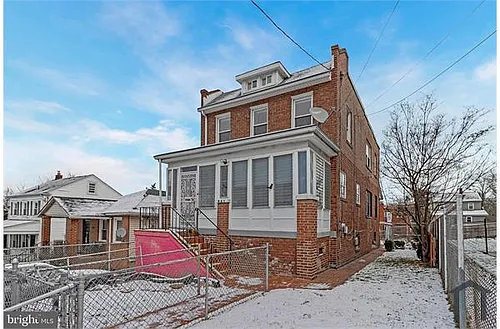 921 48th St NE Photo 1
