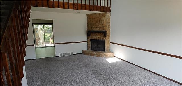 2nd image of 16324 W 123rd St