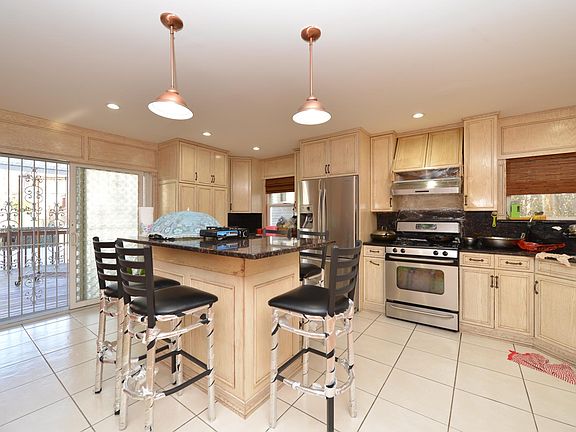 4th image of 29 Father Capodanno Blvd #3728