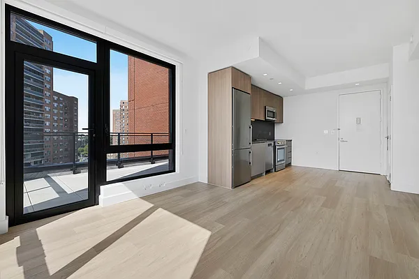 Living room, photo 1