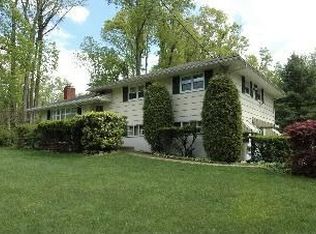 6 Deep Dale Dr, Berkeley Heights, NJ 07922